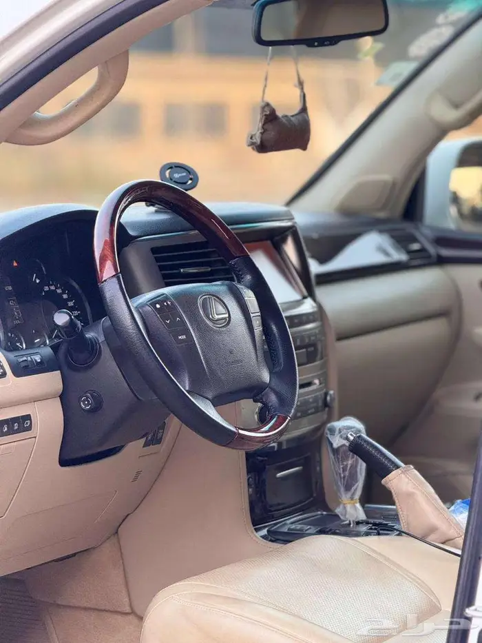 لكزس 2010 LX570 9