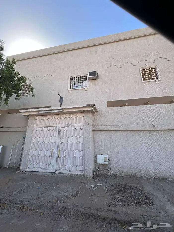 للبيع عمارة سكنية حي البركة (الجرف) 4