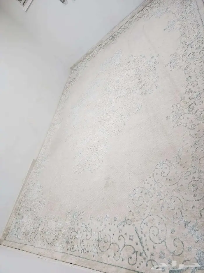 موكيت تيفاني على ابيض و طاولة بلازما 1