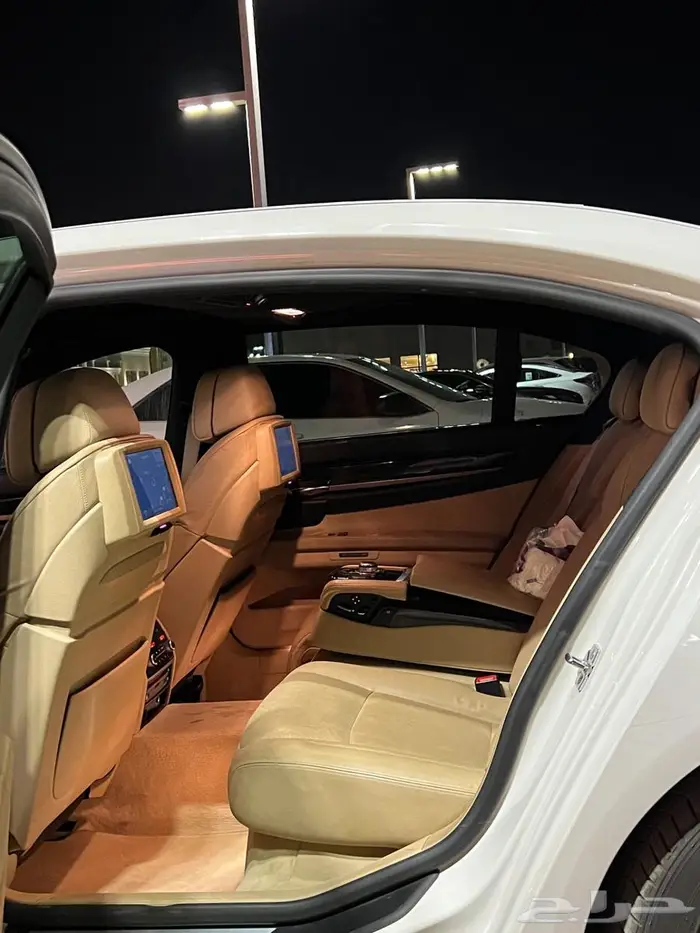 ممشى قليل 750Li 4