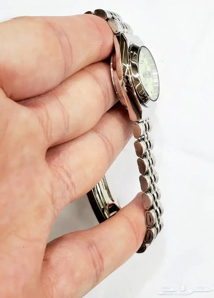 ساعة سيتيزن اوتوماتيك ضد الماء مضيئة بالظلام 6