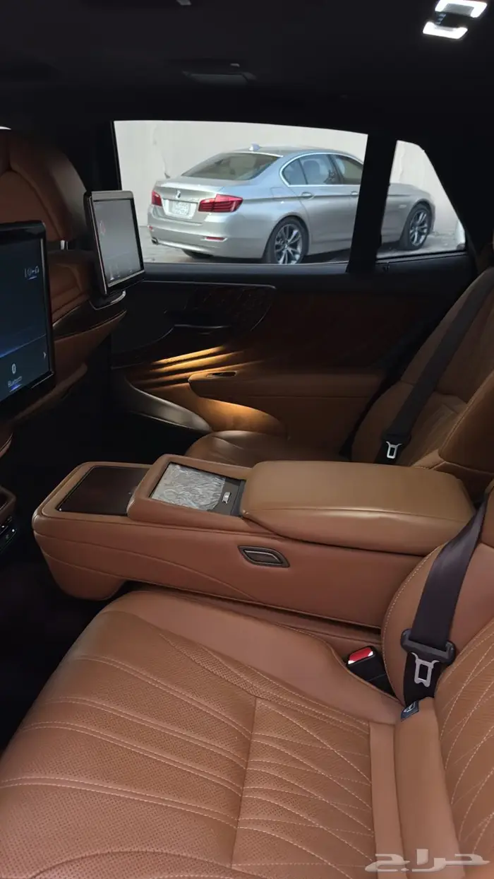 لكزس 500 LS موديل 2019 بلوحة مميزة 14