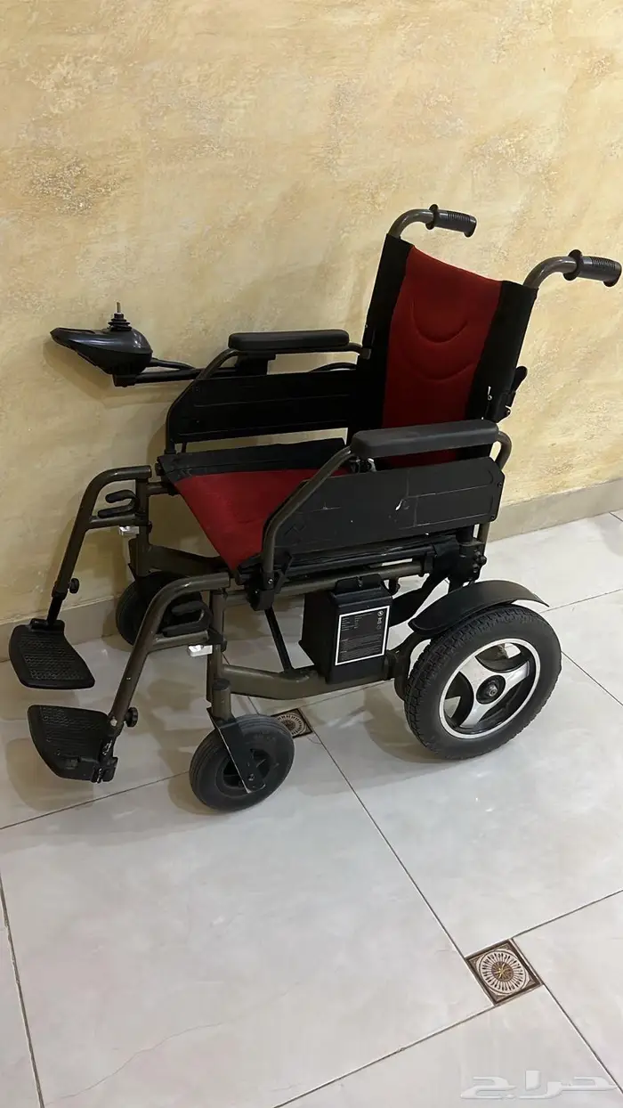عربيه كهربائيه 2