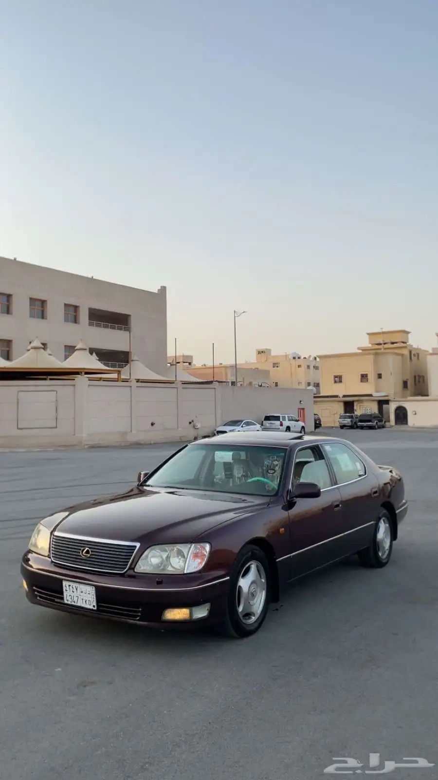 للبيع لكزس موديل 98 400 index