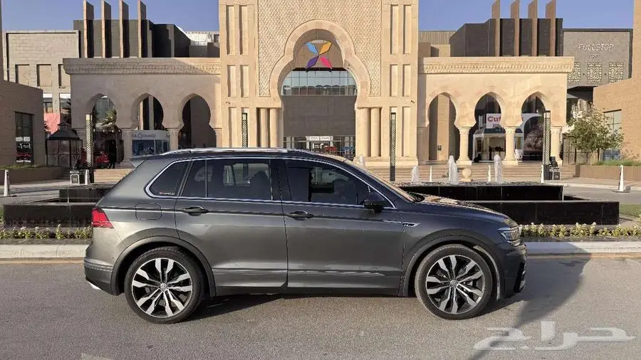 فولكس واجن تيجوان R-Line 2019 فل كامل سبورت عداد 53 ألف كم index