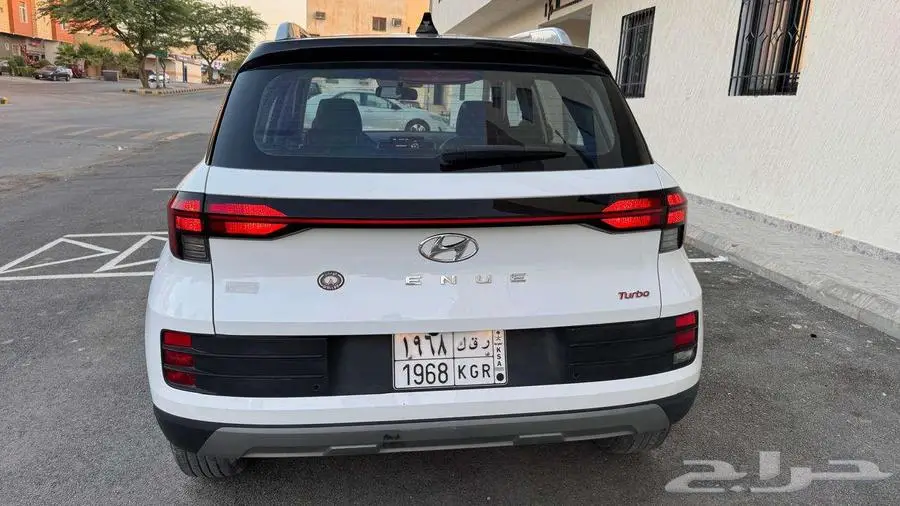 HYUNDAI VENUE TURBO 1000cc (PREMIUM)   2023 index