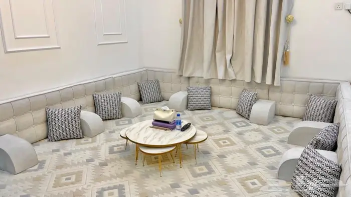 جلسة ارضية مساند ظهر   بيع مستعجل 0