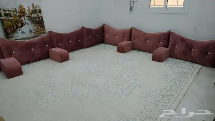 موكيت تيفاني على ابيض و طاولة بلازما 4