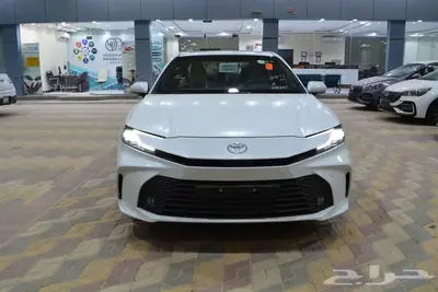 كامرى LE 2025 بنزين سعودى ابيض 1
