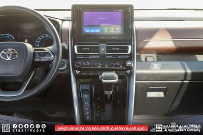 تويوتا انوفا GL هايبرد 2024 14