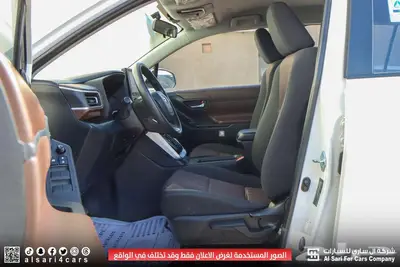 تويوتا انوفا GL هايبرد 2024 12