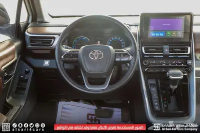 تويوتا انوفا GL هايبرد 2024 6