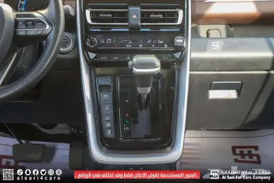 تويوتا انوفا GL هايبرد 2024 3