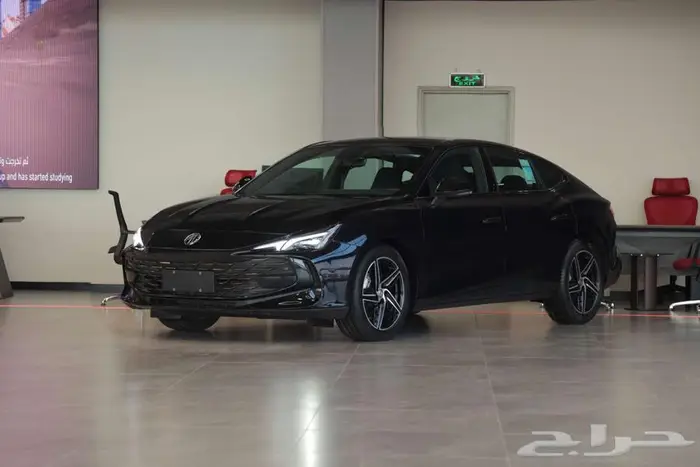 انطلق مع ام جي 7 ستاندر 2025 من صالح للسيارات 1