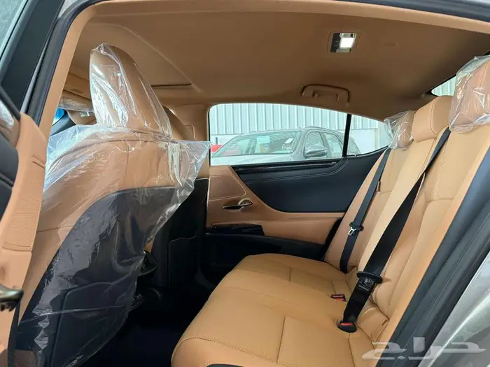 لكزس ( ES300 ) HA هايبرد 4 سلندر 2025 كاش واقساط 8