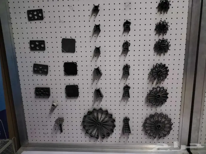 شبك معدني. سلم البلوك الاسمنتى المجافن 30