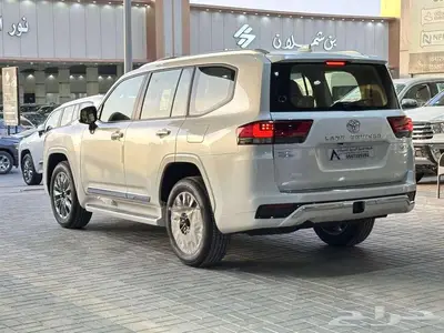 لاندكروزر جي اكس ار رقم 4 أبيض بنزين 2025 اقل سعر كاش واقساط 3