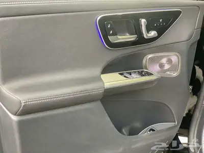 مرسيدس GLC 300 نايت بكج 2024 - فل كامل ( بطاقه جمركيه ) 10