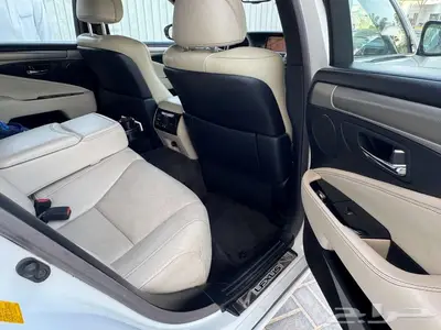 لكزس LS460 F خليجي 2013 23
