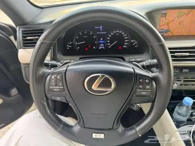 لكزس LS460 F خليجي 2013 22