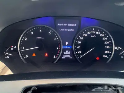 لكزس LS460 F خليجي 2013 34