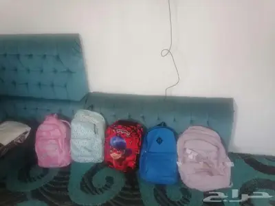 للبيع شنط مدرسية 0