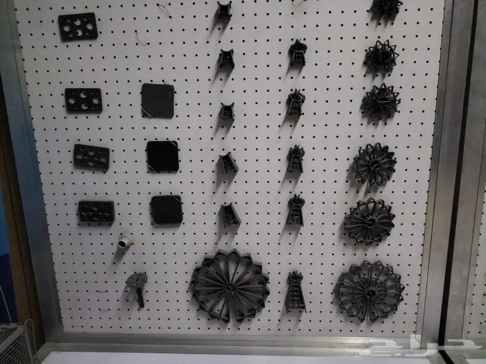 شبك معدني. سلم البلوك الاسمنتى المجافن 0