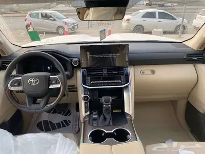 تويوتا لاندكروزر GXR4 موديل 2025 سعودي لوحات 5