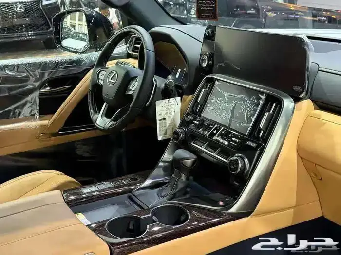 جيب لكزس 2025 LX600 BB بريمي 8