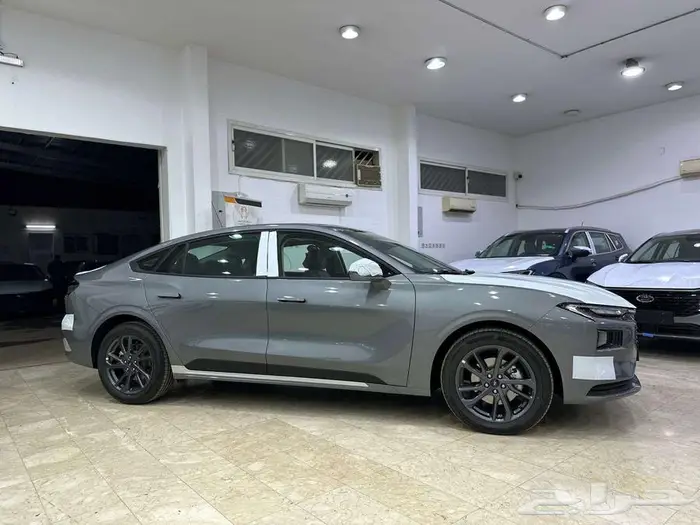 فورد تورس امبيانتي 2025 رمادي- FORD TAURUS AMBIENTE 4