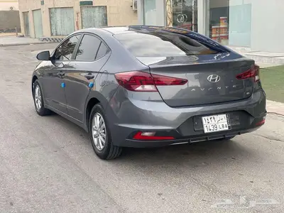 هيونداي 2020 افانتي بنزين المكينه 1600بطاقه جمركيه للبيع 7