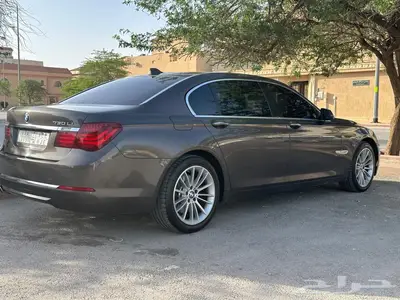 BMW - 730 Li فل كامل 9
