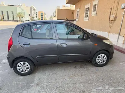 للبيع هونداي لون رمادي قير اتوماتيك 1