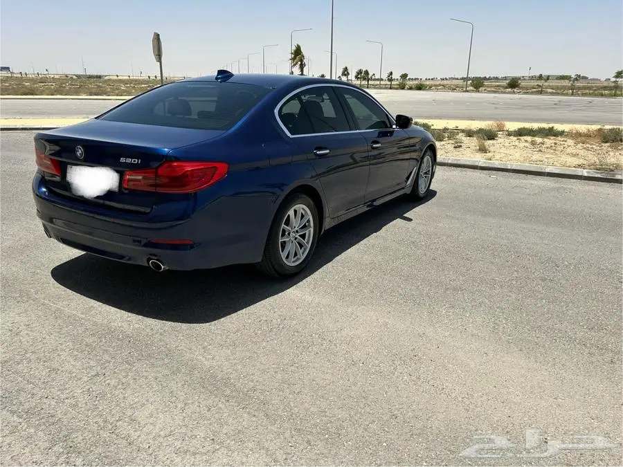 BMW الفئة الخامسة 520i م 2018 بحالة ممتازة جدا index