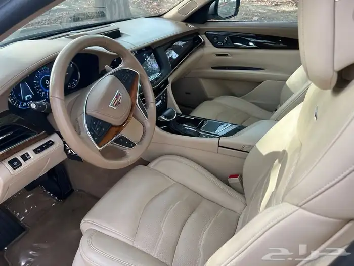 مخزن CT6 الجميح اعلى فئة عداد 74 الف كم مالك واحد لون طلبية 32