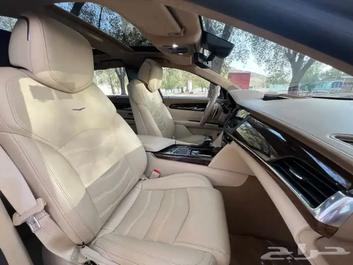 مخزن CT6 الجميح اعلى فئة عداد 74 الف كم مالك واحد لون طلبية 39