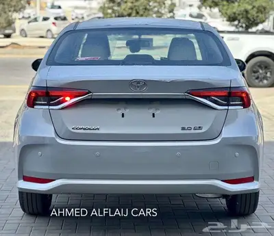 كورولا 2025   فئات XLI 2.0 و 1.5 بجميع أنواعها 7
