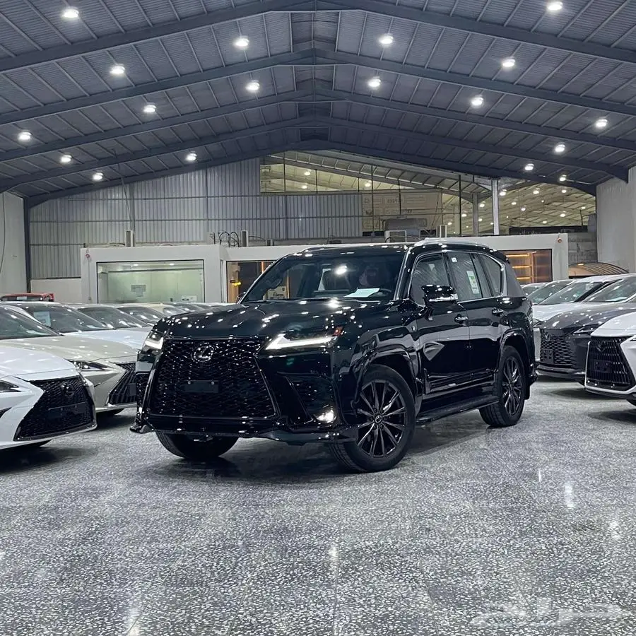 لكزس LX600 اف سبورت بنزين 2025 index