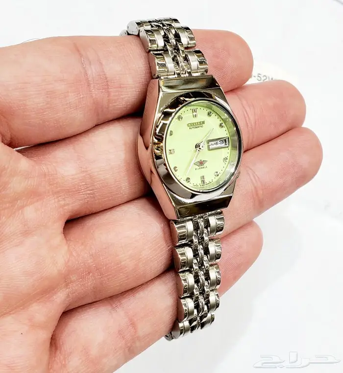 ساعة سيتيزن اوتوماتيك ضد الماء مضيئة بالظلام 1