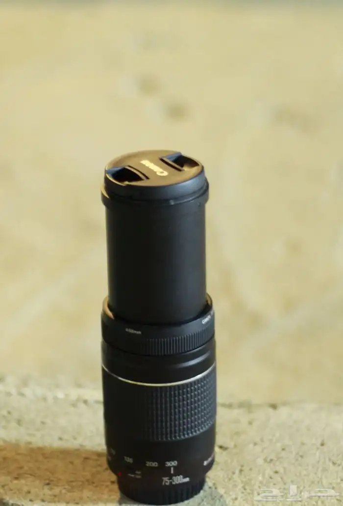 عدسة Zoom كانون 75-300 EF أصلية بحالة ممتازة 1