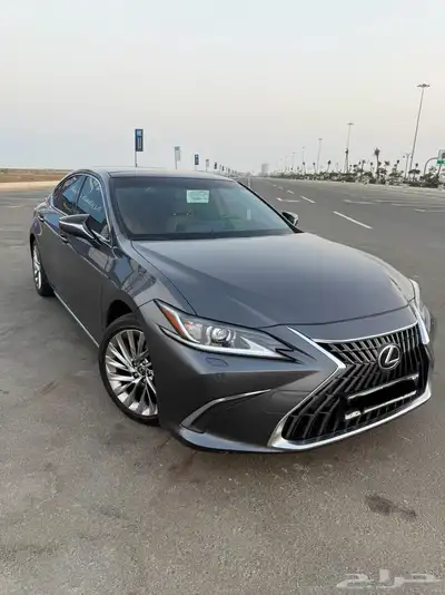 لكزس cc 2023 11