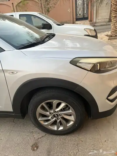 توسان 2018 ديزل نظيف للبيع المكينة الكبيره 2