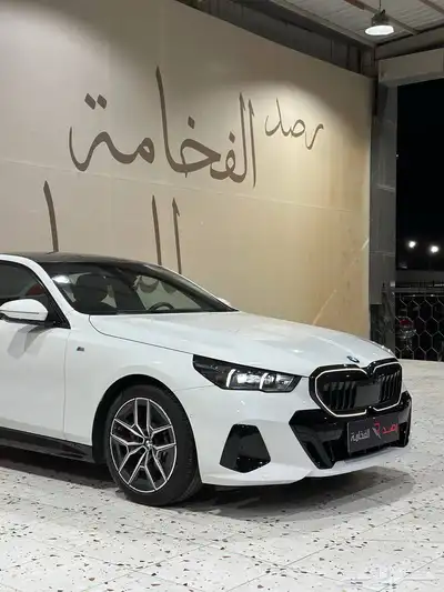 بي ام دبليو 520i 2024 kit M . رصد الفخامة 1