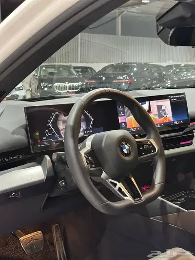 بي ام دبليو 520i 2024 kit M . رصد الفخامة 17
