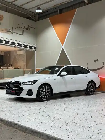 بي ام دبليو 520i 2024 kit M . رصد الفخامة 6