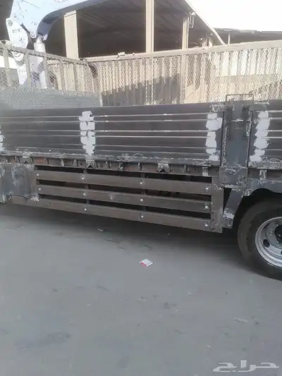 نقوم بجميع اعمال الحداده الثقيله والخفيفه بأنواعها 0