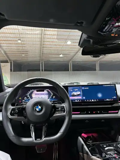 بي ام دبليو 520i 2024 kit M . رصد الفخامة 20