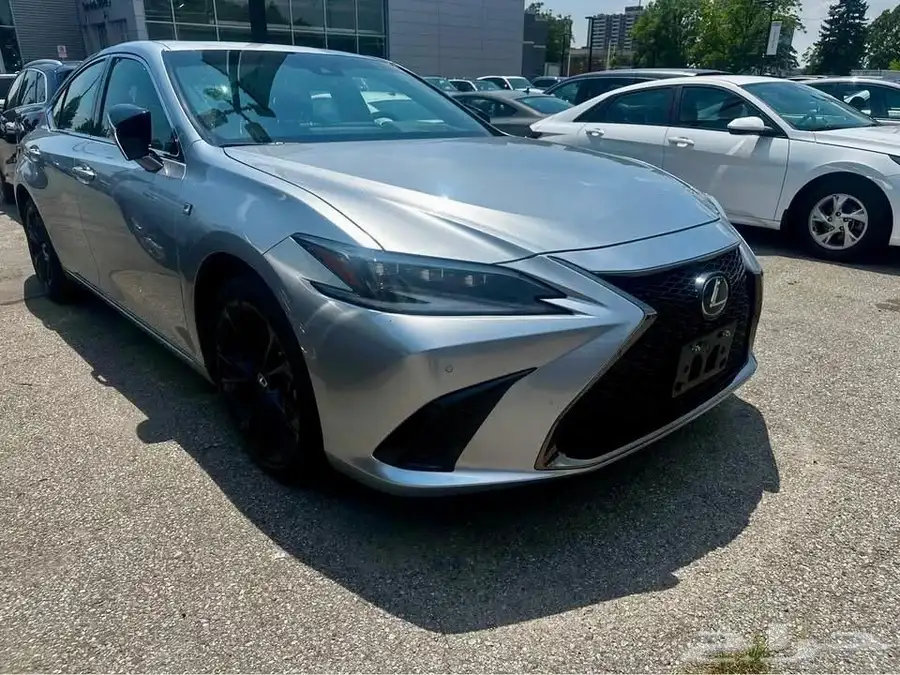 للبيع لكزز ES350 موديل 2023 ممشى قليل وارد كندا index