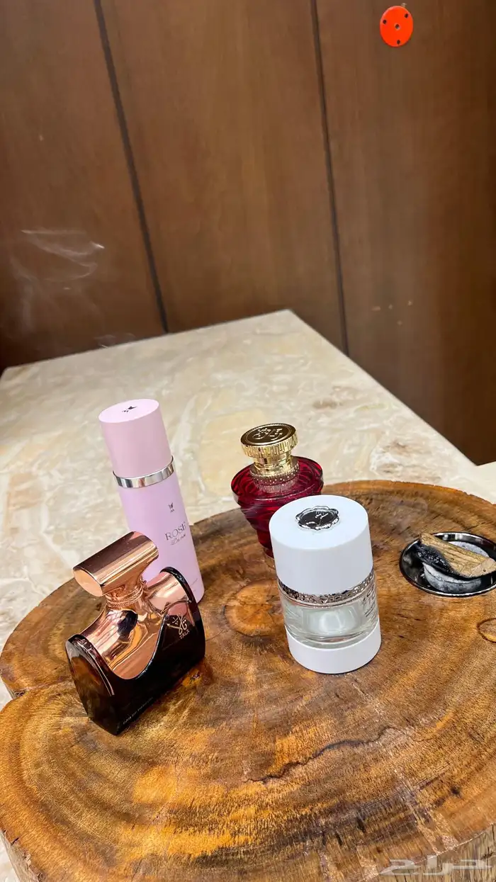 طاولته عطورات خشب طبيعي 0