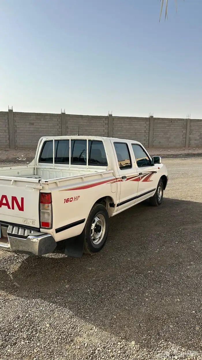 نيسان دتسن 2015 0